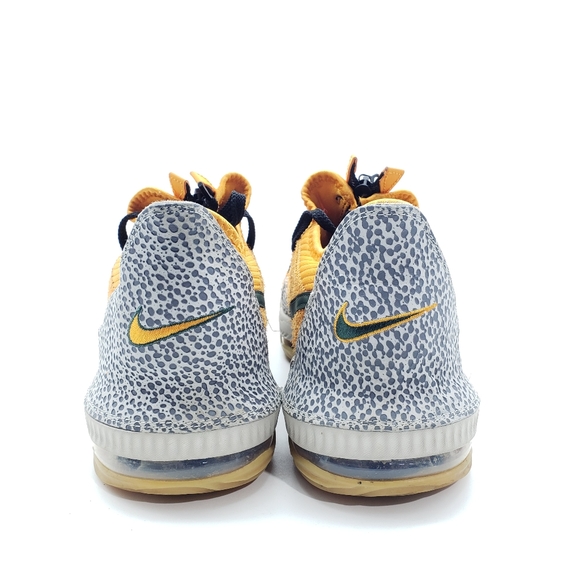 Size 12 - Mens Nike LeBron 16 Low x Atmos Safari 2019 PreOwned without box - Picture 3 of 9